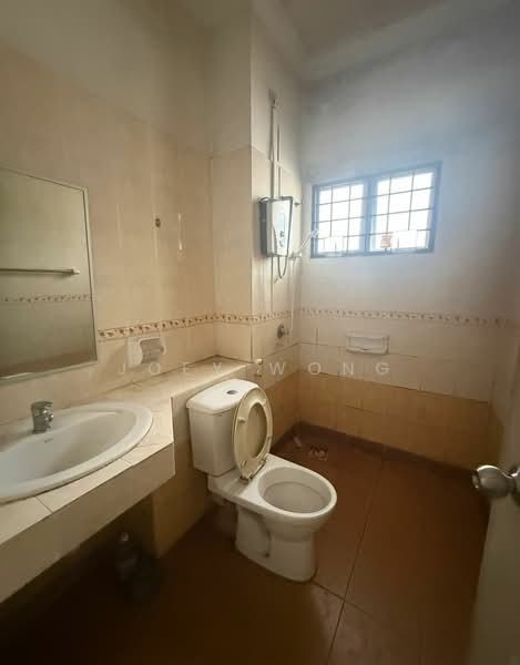 2-storey Terraced House for Sale in Usj 22 (Subang Jaya) - Joey Wong - Bathroom - PropertyGuru.com.my