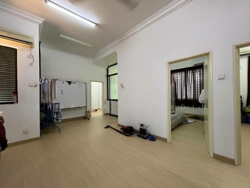 Rumah Teres 2 Tingkat untuk Dijual di KL City Centre (Kuala Lumpur) - Shafika Shahidin - Living Room - PropertyGuru.com.my