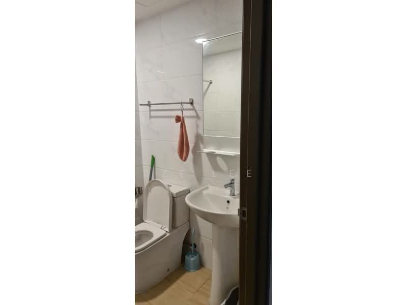 Service Residence for Sale at Country Garden Central Park - Sze Lee - Bathroom - PropertyGuru.com.my
