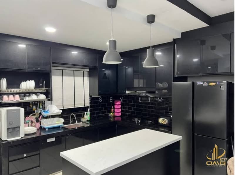 Rumah Teres 2 Tingkat untuk Dijual di Setia Alam (Selangor) - Cassey Lim - Kitchen - PropertyGuru.com.my