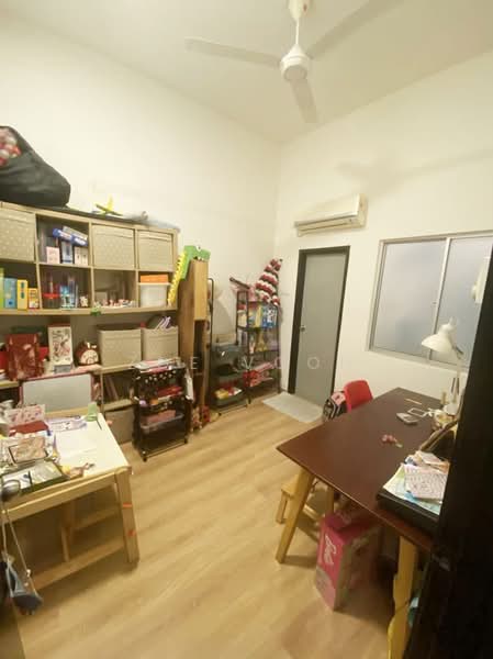 Rumah Teres 2 Tingkat untuk Dijual di Ulu Tiram (Johor) - Zoe Voon - Study - PropertyGuru.com.my