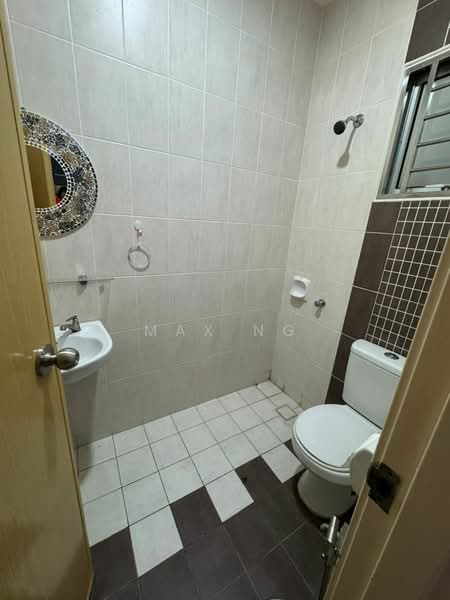 Rumah Berkembar untuk Dijual di Bayan Lepas (Penang) - Max Ng - Bathroom - PropertyGuru.com.my