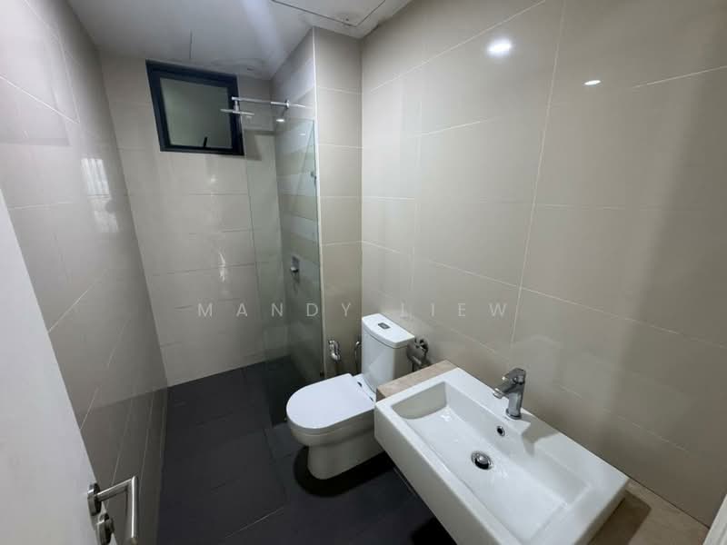 Servis Apartment untuk Disewa di United Point (Residensi Berpadu) - Mandy Liew - Bathroom - PropertyGuru.com.my