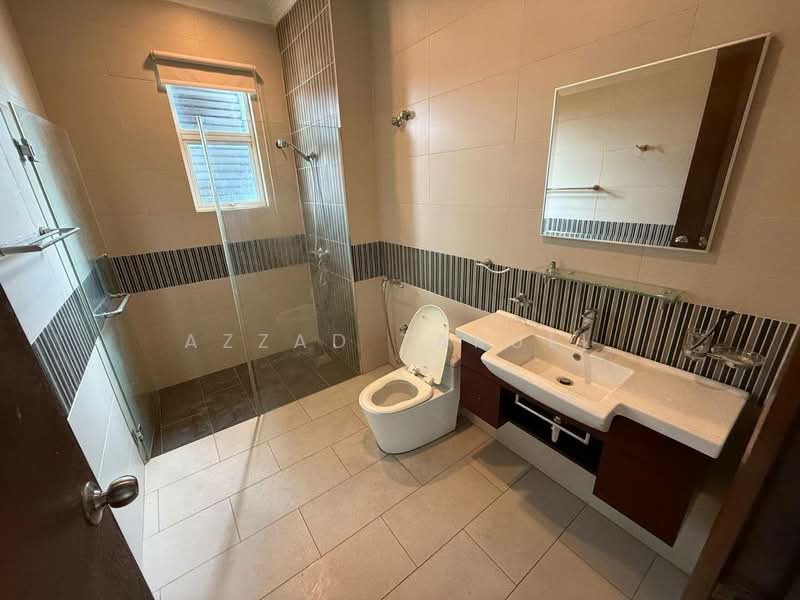Semi-Detached House for Sale in Ampang Jaya (Ampang) - Azzad Zarull - Bathroom - PropertyGuru.com.my