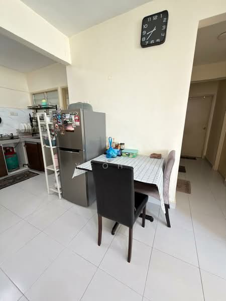 Apartment for Rent at Centrio Avenue - Yeoh . - Kitchen - PropertyGuru.com.my