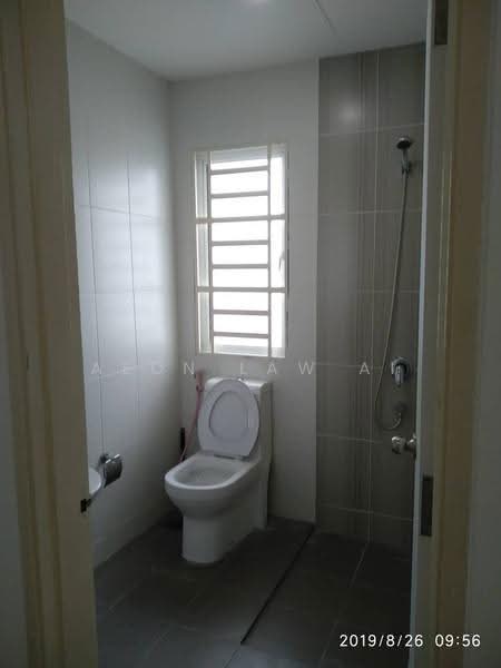 Rumah Teres 3-Tingkat untuk Dijual di Sunway Cassia (Batu Maung) - Aeon Law Ai - Bathroom - PropertyGuru.com.my