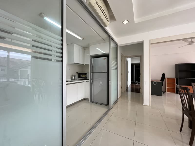 Kondominium untuk Dijual di One Jelatek - Valerie Arnesto - Kitchen - PropertyGuru.com.my