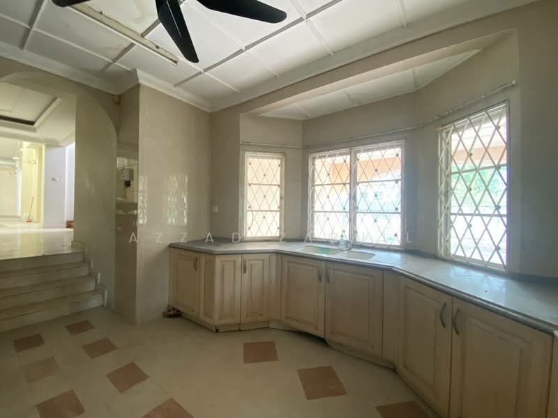 Bungalow for Sale in Kampung Datuk Keramat (Keramat) - Azzad Zarull - Kitchen - PropertyGuru.com.my