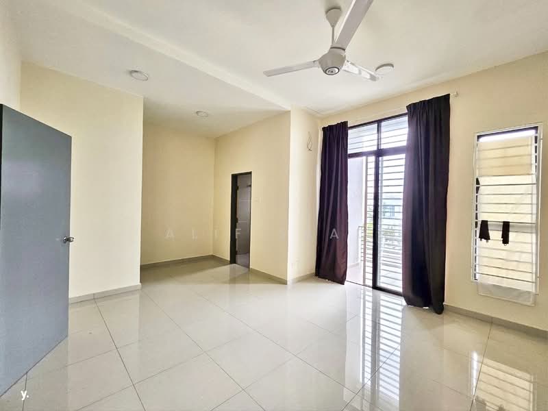 Rumah Teres 2 Tingkat untuk Dijual di Bandar Tasik Puteri (Rawang) - Alif Saad - PropertyGuru.com.my