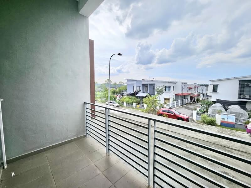 Rumah Teres 2 Tingkat untuk Dijual di Bandar Tasik Puteri (Rawang) - Alif Saad - PropertyGuru.com.my