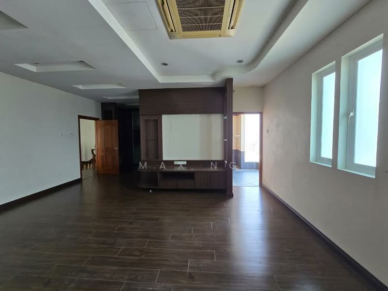 Semi-Detached House for Sale in Gelugor (Penang) - Max Ng - Living Room - PropertyGuru.com.my