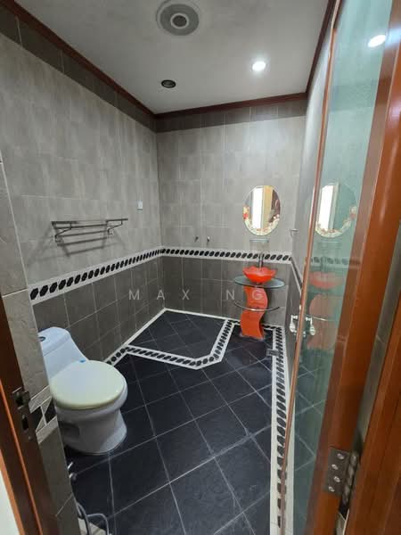 Semi-Detached House for Sale in Gelugor (Penang) - Max Ng - Bathroom - PropertyGuru.com.my