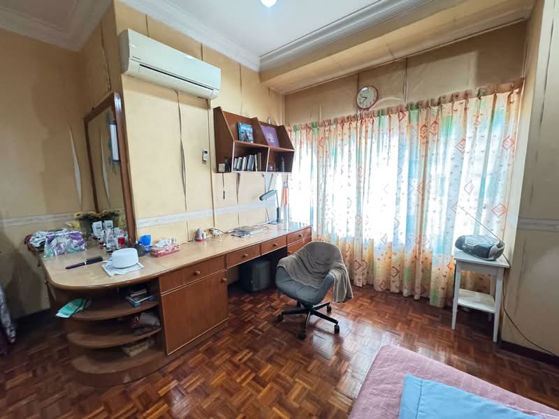 Terraced House for Sale in Usj 4 (Subang Jaya) - Lai YK - Study - PropertyGuru.com.my