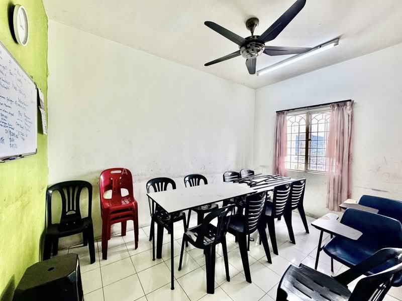 Apartment for Sale at Pangsapuri Mawar Sari - Alif Saad - PropertyGuru.com.my