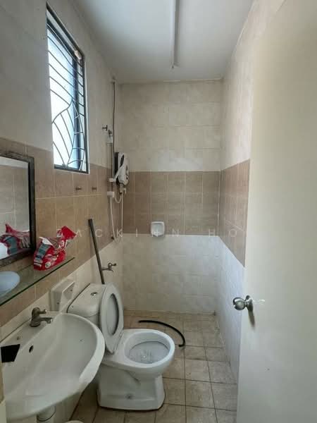 2-storey Terraced House for Sale in Bandar Bukit Tinggi 2 (Klang) - Zackinn Hoi - Bathroom - PropertyGuru.com.my