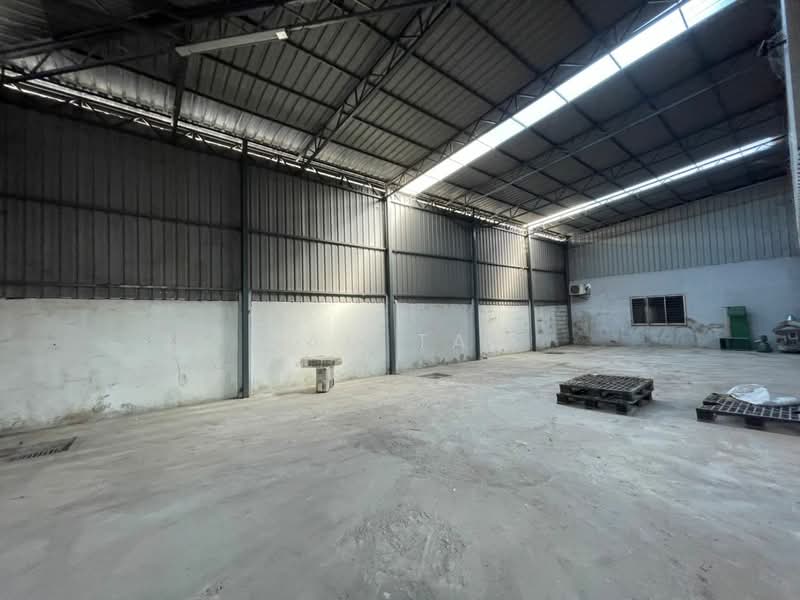 Kilang untuk Disewa di Taman Industri Alam Jaya (Puncak Alam) - Sam Tan - Interior - PropertyGuru.com.my