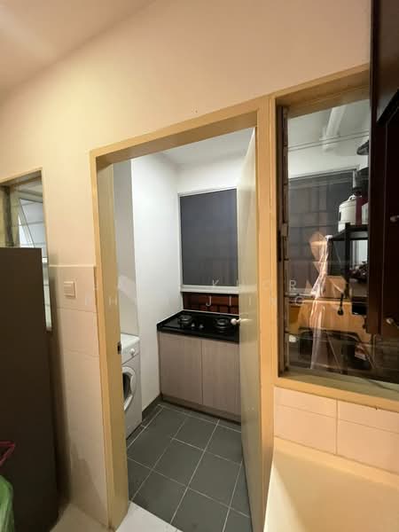 Pangsapuri untuk Disewa di Seri Intan Apartment - Jack Khor Phor Jiing - Kitchen - PropertyGuru.com.my