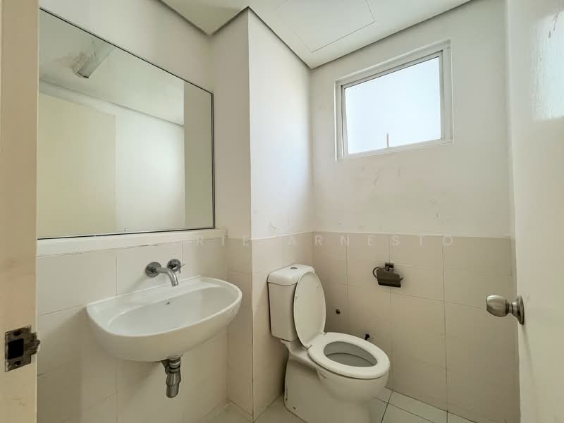 Kondominium untuk Dijual di One Jelatek - Valerie Arnesto - Bathroom - PropertyGuru.com.my