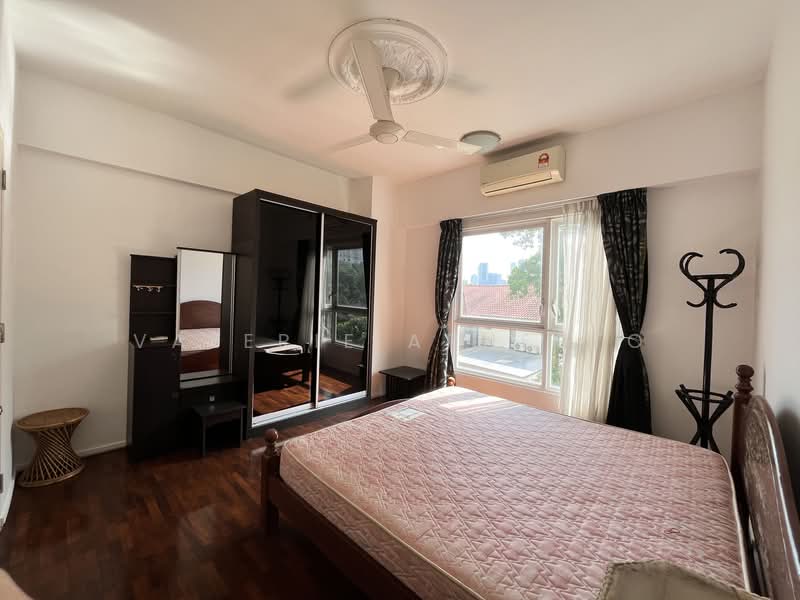 Kondominium untuk Dijual di One Jelatek - Valerie Arnesto - Bedroom - PropertyGuru.com.my