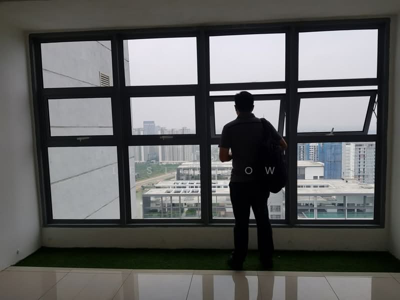 Kondominium untuk Dijual di Lakefront Residence - Leslie Low - View - PropertyGuru.com.my