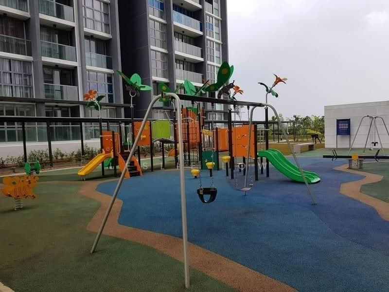 Kondominium untuk Dijual di Lakefront Residence - Leslie Low - PropertyGuru.com.my