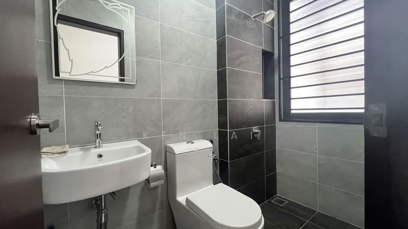 Rumah Teres untuk Dijual di Puchong (Selangor) - Ken Lai - Bathroom - PropertyGuru.com.my