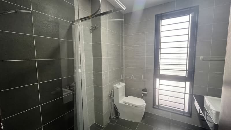 Rumah Teres untuk Dijual di Puchong (Selangor) - Ken Lai - Bathroom - PropertyGuru.com.my