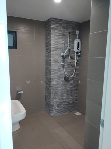 Kondominium untuk Dijual di Parkhill Residence - Wesley Fu - Bathroom - PropertyGuru.com.my