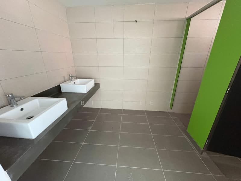 Office for Rent in Putrajaya (Putrajaya) - Bill Lee - Bathroom - PropertyGuru.com.my