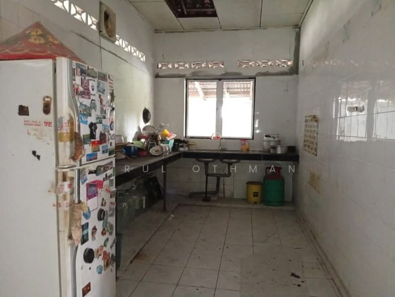Bungalow for Sale in Senawang (Negeri Sembilan) - Azrul Othman - Kitchen - PropertyGuru.com.my