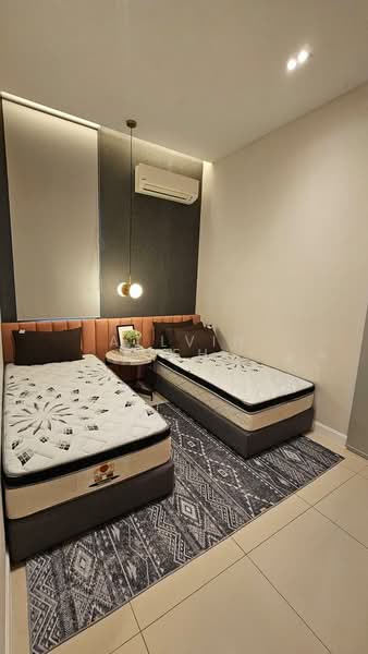 Kondominium untuk Disewa di Isle of Kamares - Allvin Teh - Bedroom - PropertyGuru.com.my
