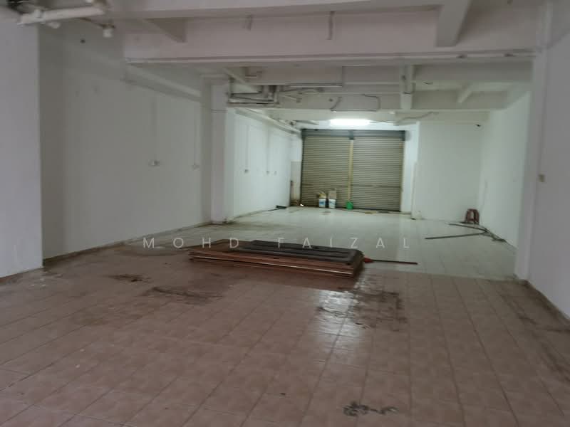 Shop for Sale in Bandar Baru Bangi (Selangor) - Mohd Faizal - Interior - PropertyGuru.com.my
