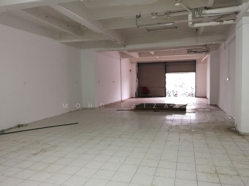 Shop for Sale in Bandar Baru Bangi (Selangor) - Mohd Faizal - Interior - PropertyGuru.com.my