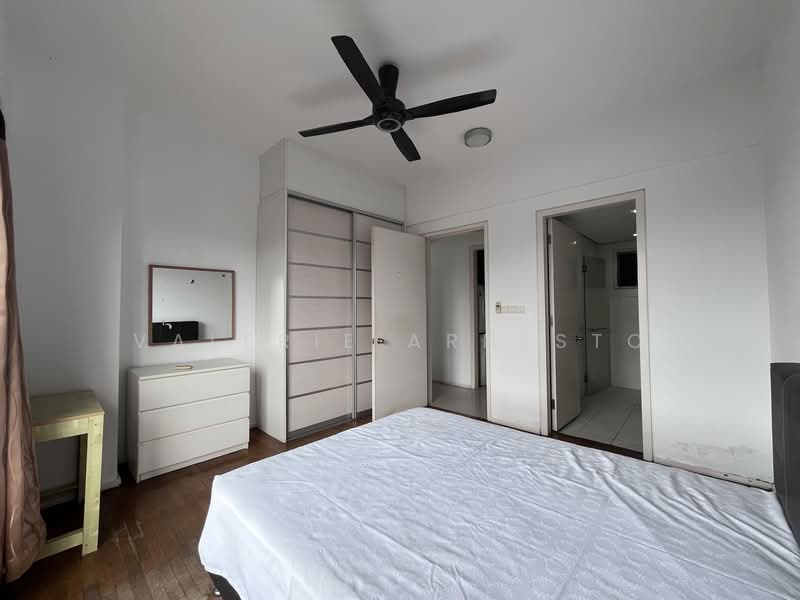 Kondominium untuk Dijual di One Jelatek - Valerie Arnesto - Bedroom - PropertyGuru.com.my