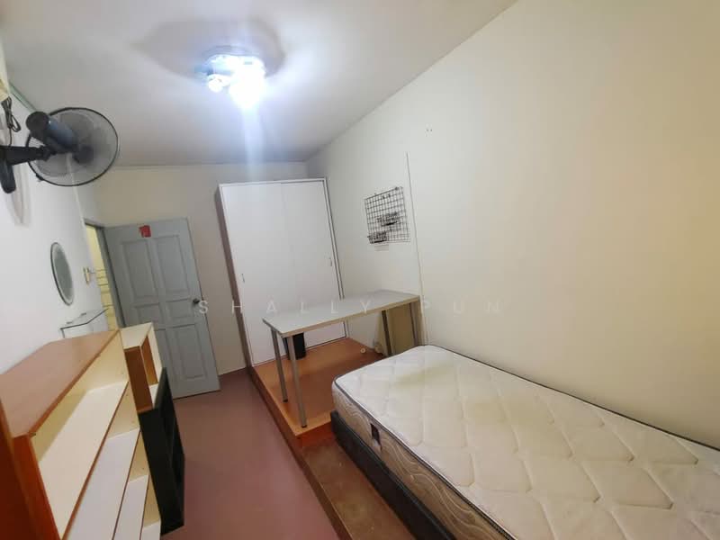 Kondominium untuk Disewa di Endah Regal Condominium - Shally Pun - Bedroom - PropertyGuru.com.my