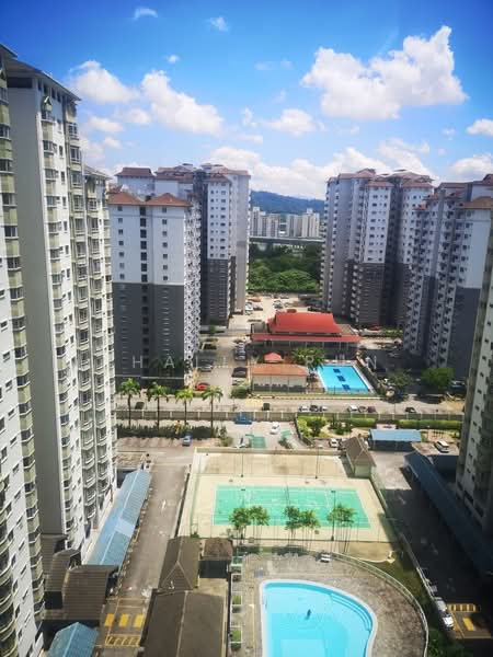 Kondominium untuk Disewa di Endah Regal Condominium - Shally Pun - Exterior - PropertyGuru.com.my