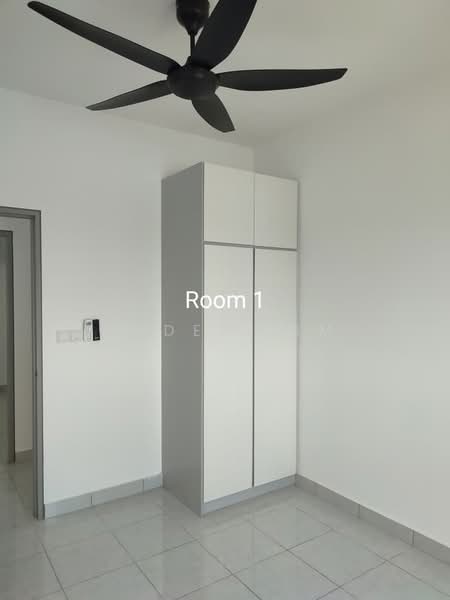 Apartment for Rent at Idaman Melur @ Cybersouth - Aaden Lim - Bedroom - PropertyGuru.com.my