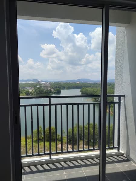 Apartment for Rent at Idaman Melur @ Cybersouth - Aaden Lim - Balcony - PropertyGuru.com.my