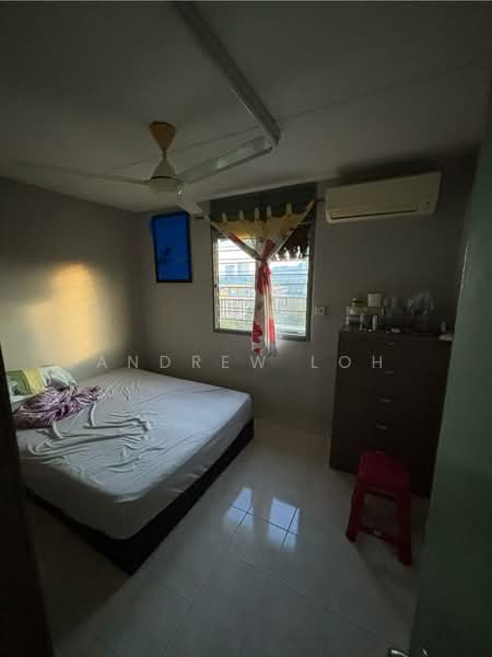 Pangsapuri untuk Dijual di Bukit Cheras Apartment (Block 8 & 10) - Andrew Loh - Bedroom - PropertyGuru.com.my