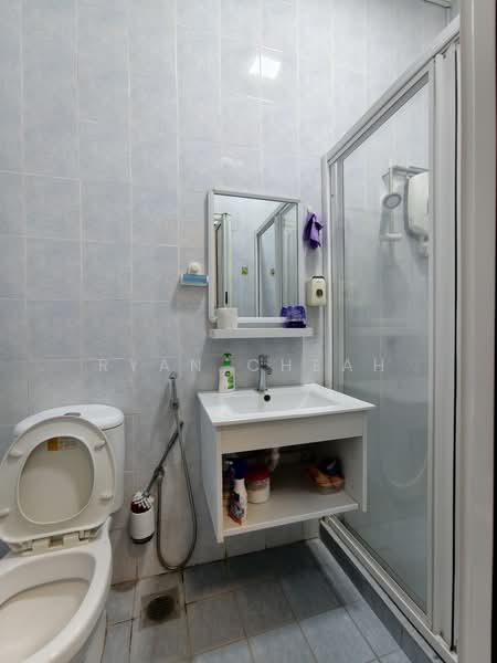 Terraced House for Sale in Taman Wangsa Permai (Kepong) - Ryan Cheah - Bathroom - PropertyGuru.com.my