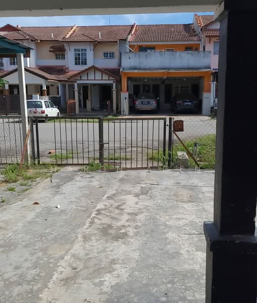 2-storey Terraced House for Sale in Kuala Selangor (Selangor) - Haron Agen - PropertyGuru.com.my