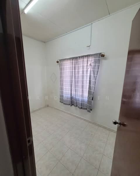 2-storey Terraced House for Sale in Kuala Selangor (Selangor) - Haron Agen - PropertyGuru.com.my