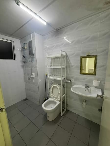 Apartment for Rent at Impiana Sky Residensi - ERIC NG - Bathroom - PropertyGuru.com.my