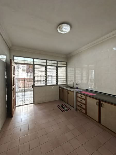 Rumah Berkembar untuk Dijual di Taman Pelangi (Johor Bahru) - Chen Shieh Yu - PropertyGuru.com.my
