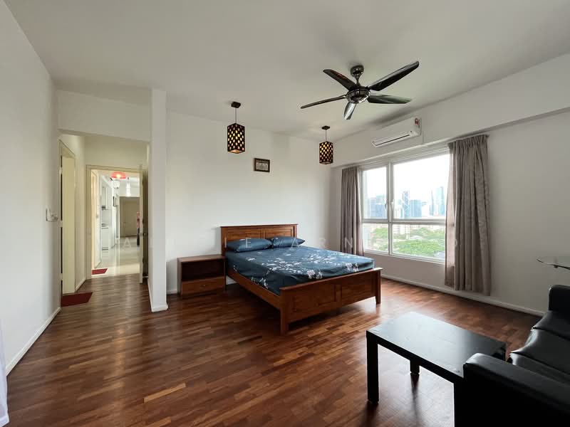 Kondominium untuk Dijual di One Jelatek - Valerie Arnesto - Master Bedroom - PropertyGuru.com.my