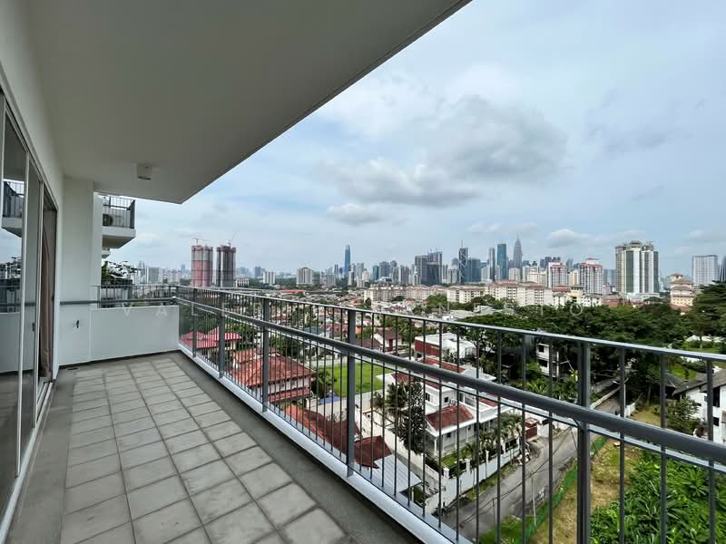 Kondominium untuk Dijual di One Jelatek - Valerie Arnesto - Balcony - PropertyGuru.com.my