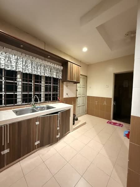2-storey Terraced House for Sale in Kajang (Selangor) - Michelle Tan - Kitchen - PropertyGuru.com.my
