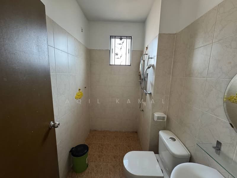 Semi-Detached House for Sale in Aman Perdana (Kapar) - Aqil Kamal - PropertyGuru.com.my