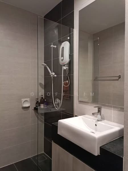 Kondominium untuk Disewa di Queensville - Geoff Lim - Bathroom - PropertyGuru.com.my