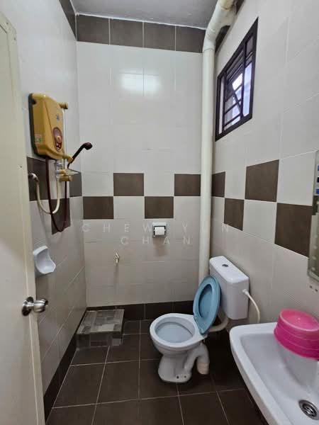 2-storey Terraced House for Rent in Skudai (Johor) - Chew Yun Chan - Bathroom - PropertyGuru.com.my